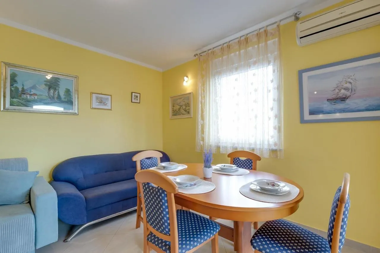 Alisa Apartment Liznjan