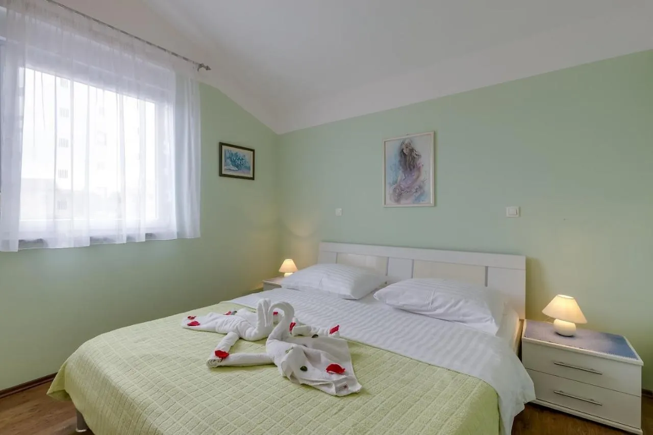 Alisa Apartment Liznjan Croatia